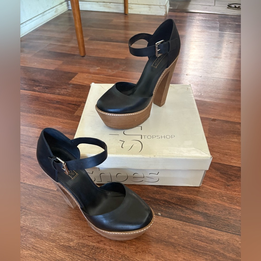 Topshop Black and Tan Platform Heels